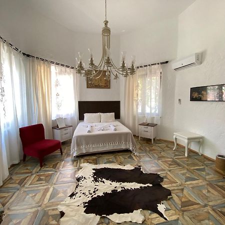 Alacati Albatross Hotel Buitenkant foto