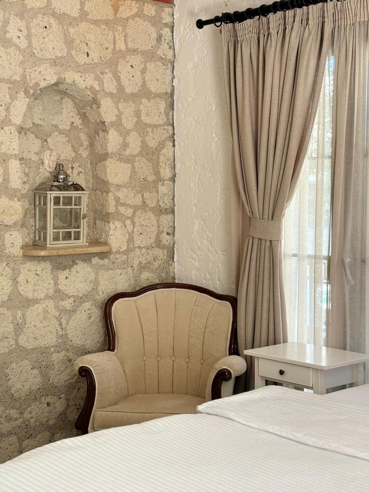 Alacati Albatross Hotel Buitenkant foto